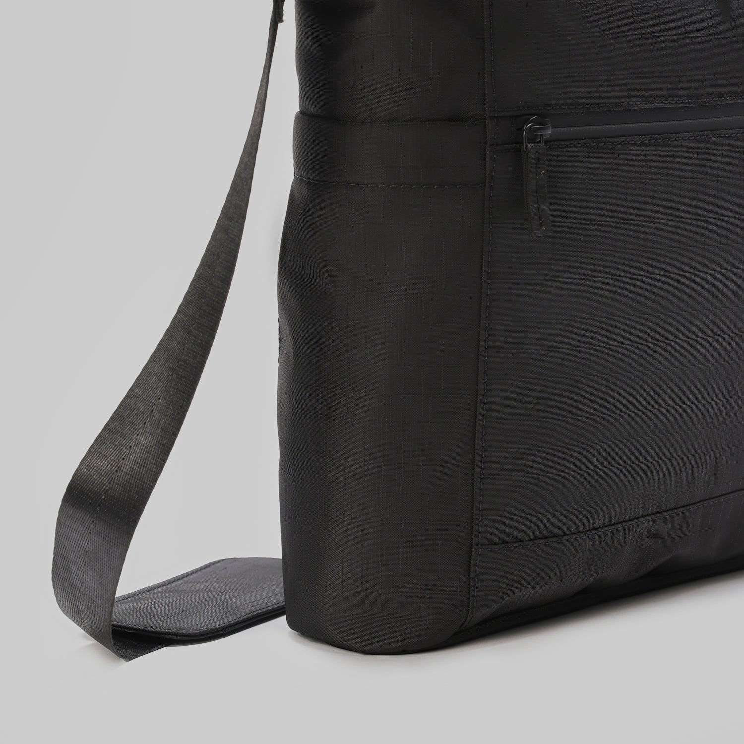 The Totepack - Black