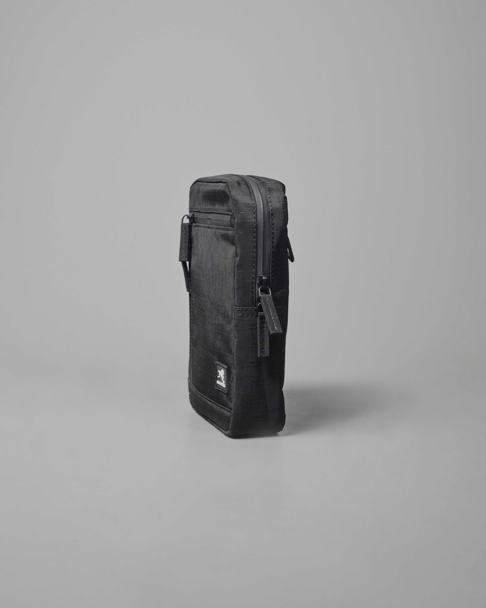 Readers Crossbody - Black