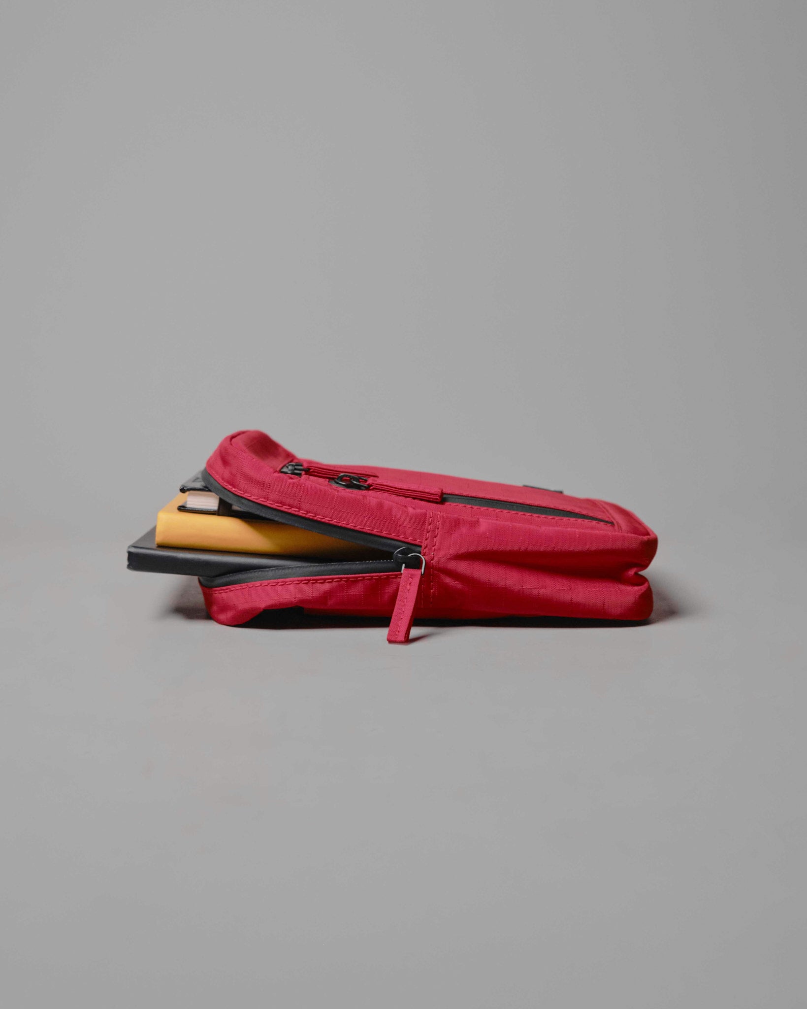 Readers Crossbody - Red