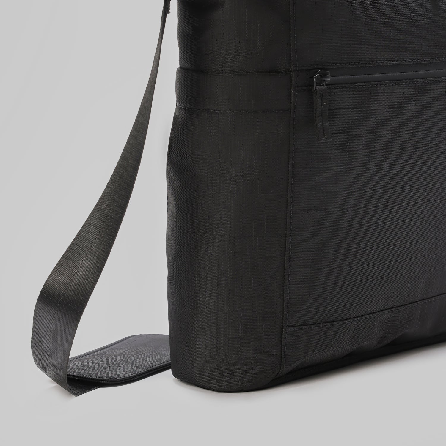 Convertible Tote v1 Black