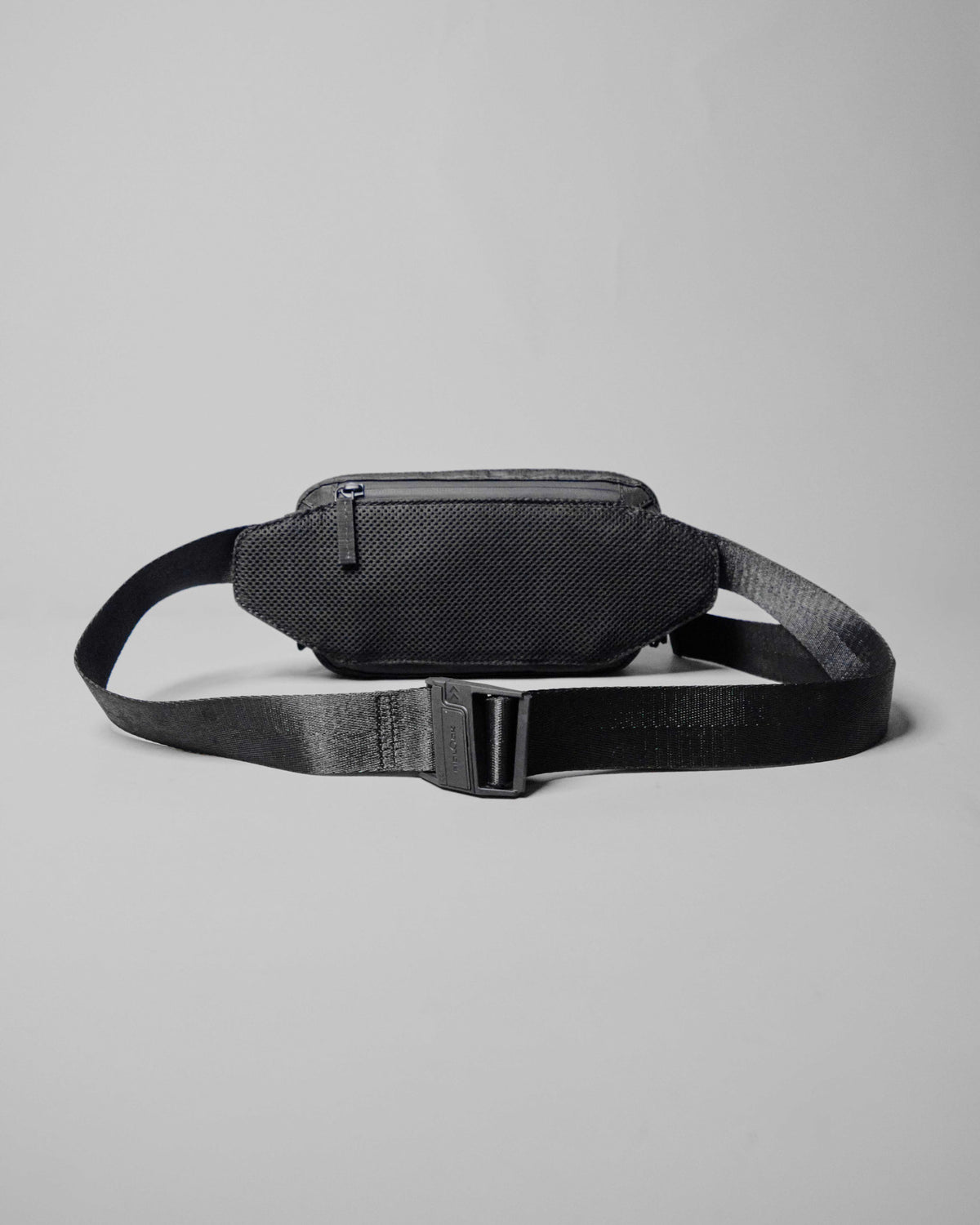 Daily Sling - Black