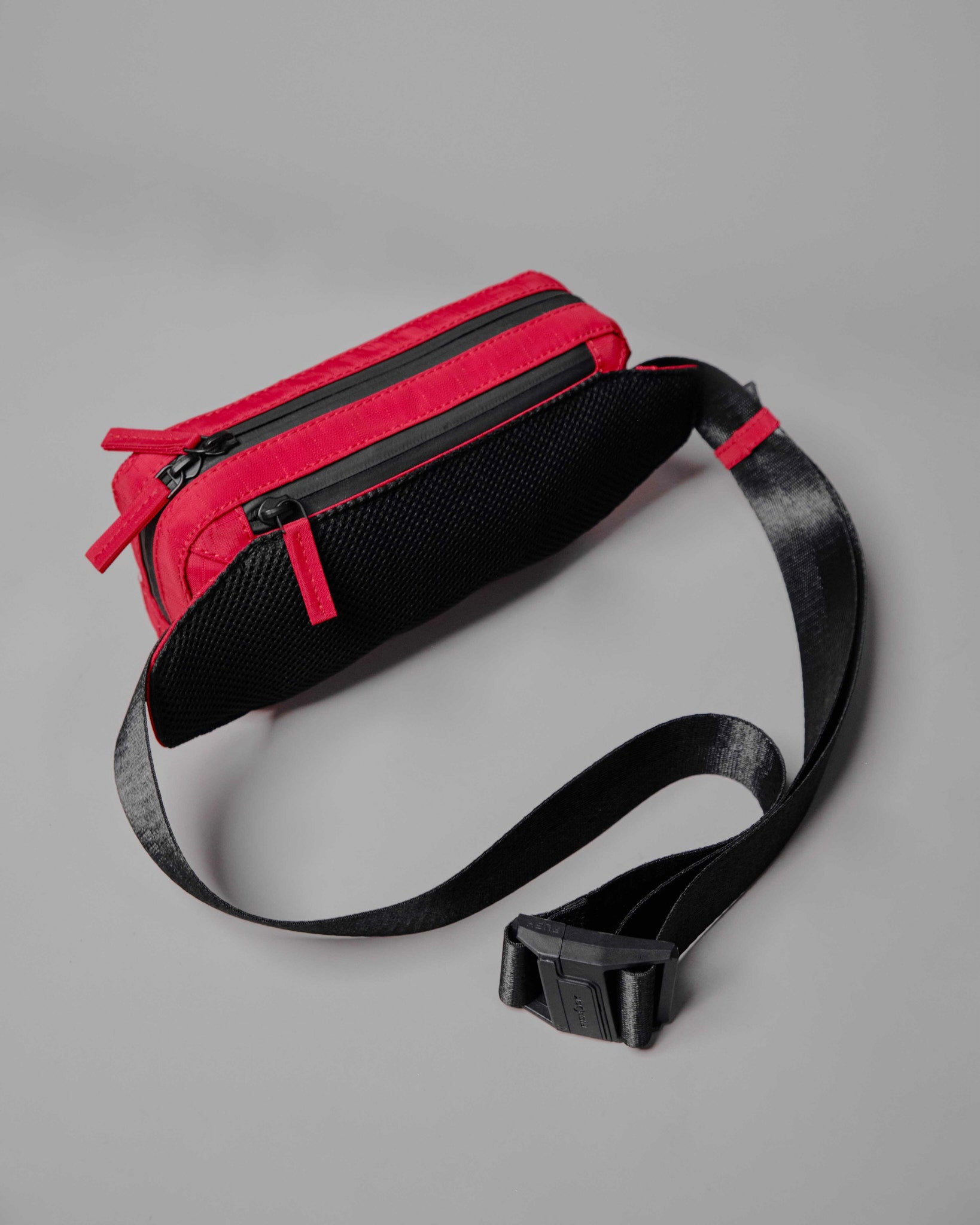Daily Sling - Red